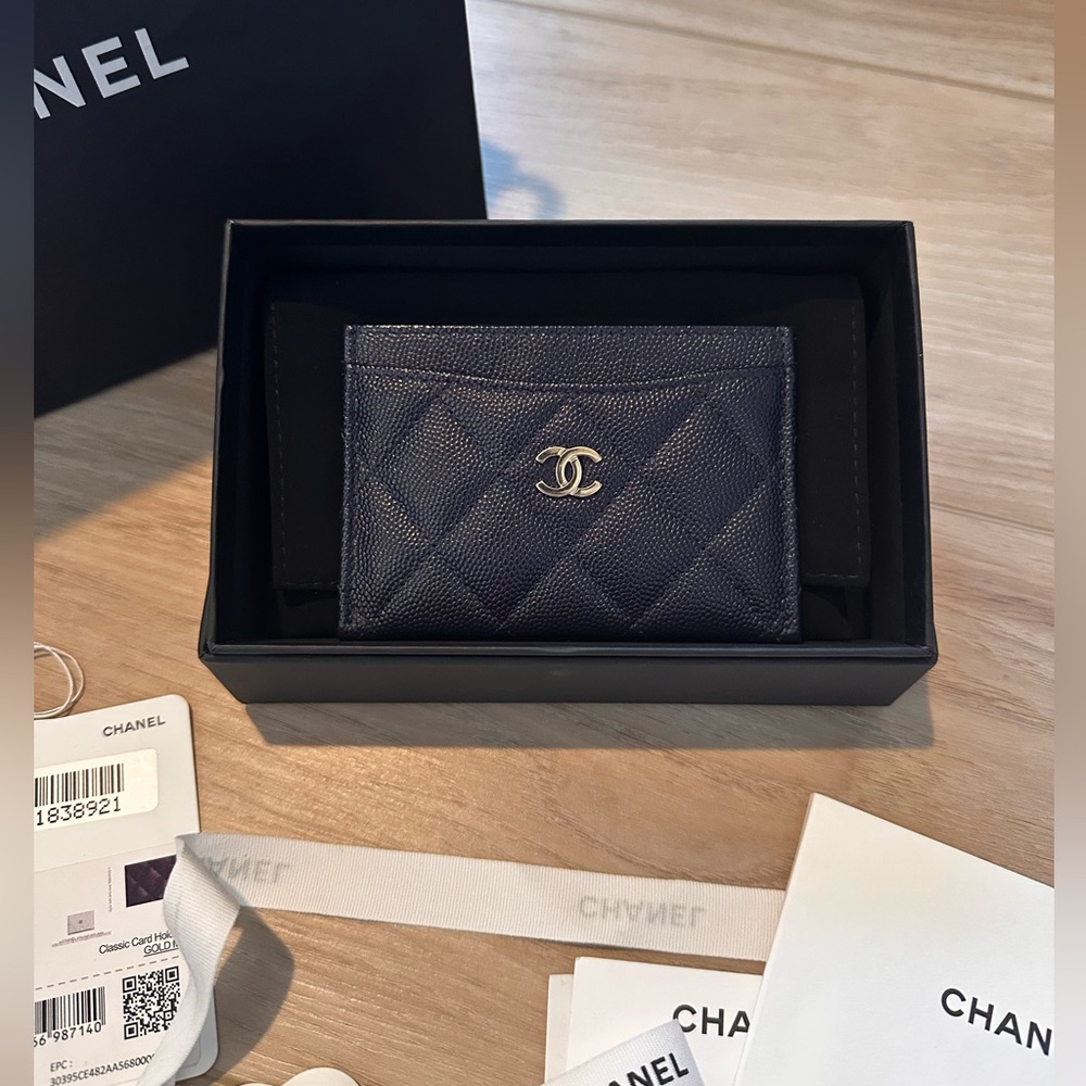 Chanel Navy Caviar Card Holder / Gold Hardware